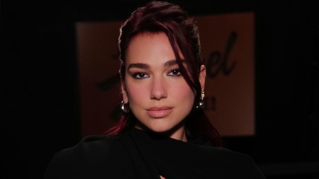 HOT1017's tweet photo. Naturally she stars in it, too, and it's set to her song "Training Season." In it, she's asked to tell a bunch of people in a studio how she'd direct a Porsche ad. She starts describing the scenario, and we see her vision unfold onscreen. https://t.co/cC98LBCn1z https://t.co/V27OiIou3S