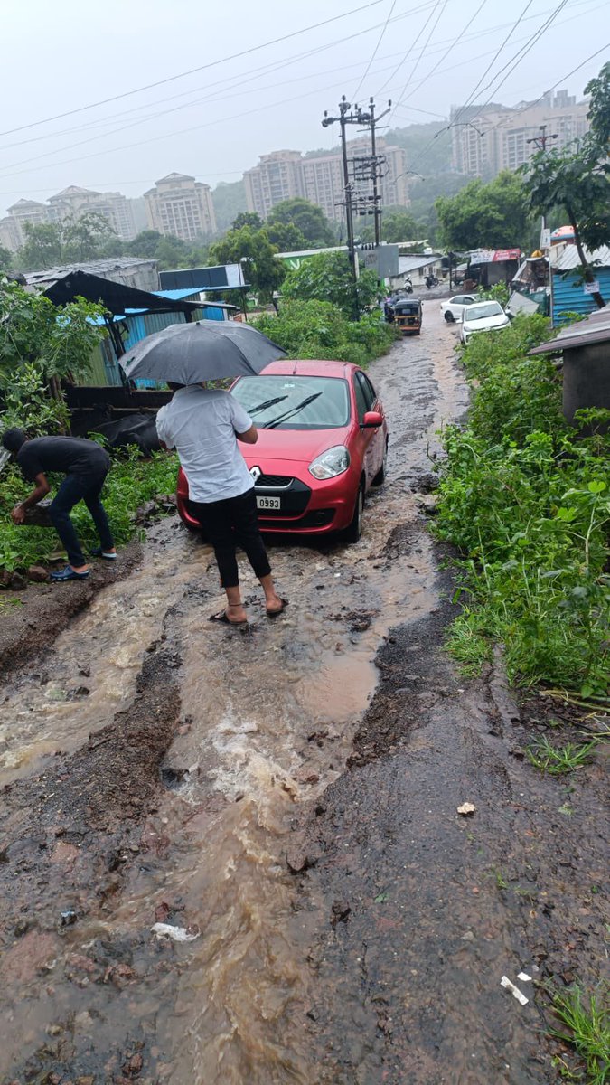 himanidoshi's tweet photo. The society was given clearance by all necessary people. Pmrda, city collector. Basically it seems like a scam. https://t.co/mTOuATGjVj