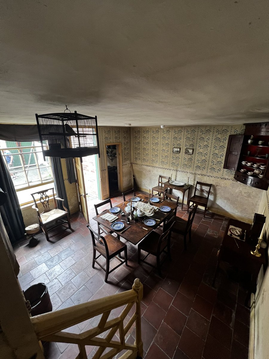 LivingHistoryUK's tweet image. Excellent visit to the #backtobacks in Birmingham today. Amazing to see how some people lived as recent as the 1970’s. #nationaltrust