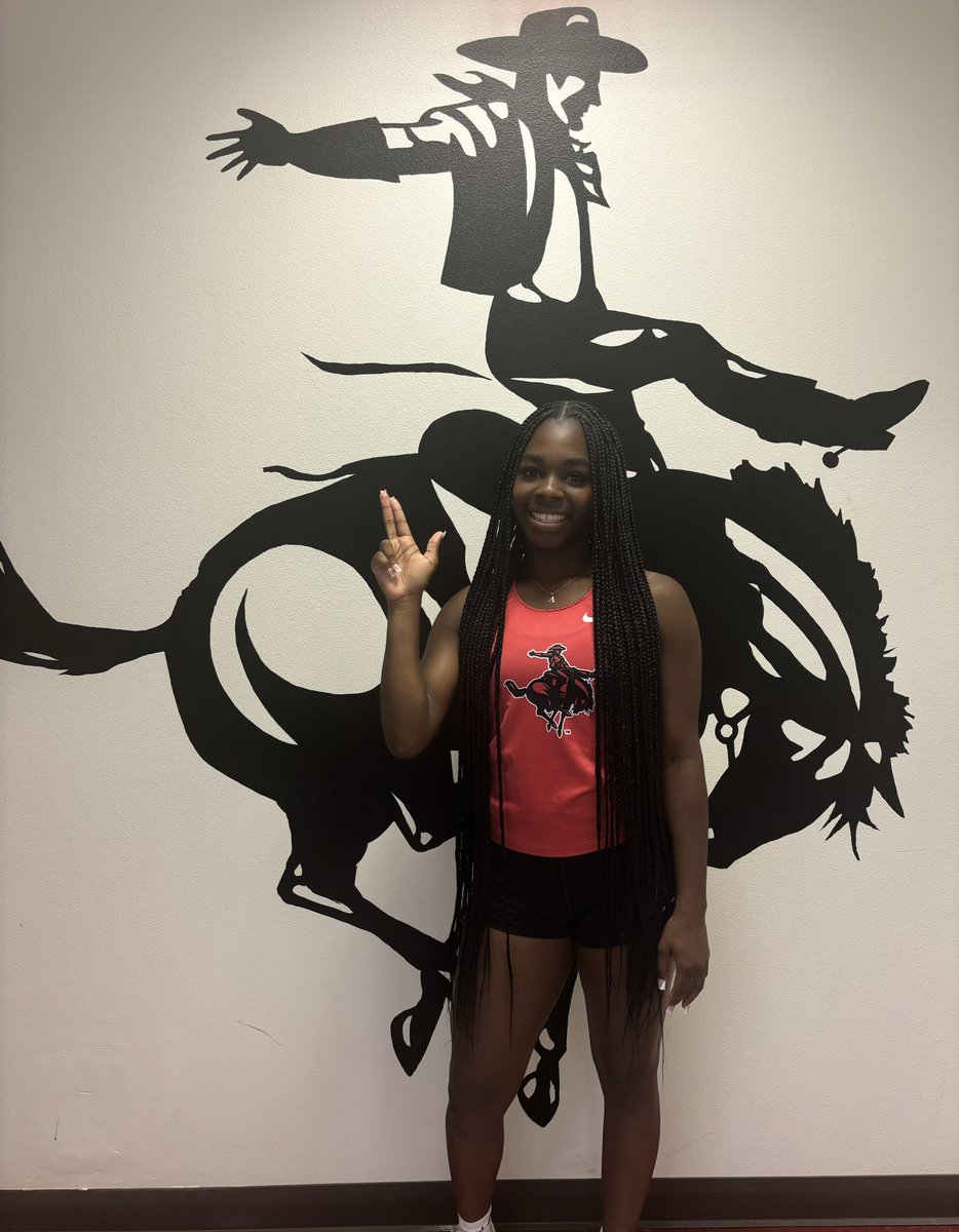 agrig17's tweet image. Blessed to have received an offer from @RangersXC_TF !!

Thank you @CoachT_G for this opportunity to compete at the next level!! ❤️🖤