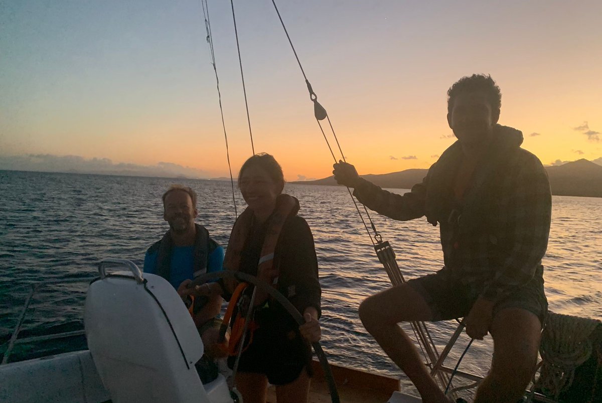 EndeavourSail's tweet photo. Why sail with us-6 Diverse Sailing Options.
Explore  routes from Puerto Calero to Fuerteventura, La Graciosa+the other islands in the archipelago. The variety suits novice to seasoned sailors #endeavoursailing #puertocalero #RYA #ryacourses #sailingcanaryislands #sailinglanzarote https://t.co/9Jym2kJOkQ