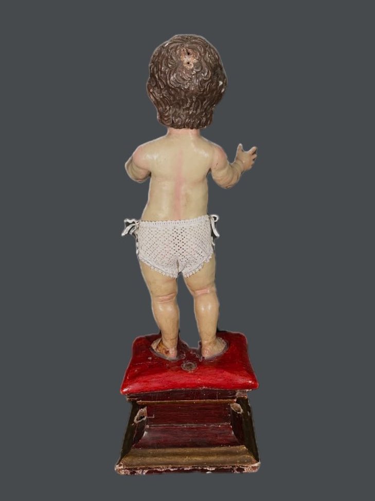 oscarmrestaura's tweet photo. Continuamos con la llegada al taller de este bello Niño Jesús Resucitado, perteneciente a la Hdad. Jesús Nazareno de Purchil, obra anónima de finales del s. XVII, principios del s. XVIII, de la Parroquia de San José, sobre el cual trabajaremos para su correcta #restauración. https://t.co/z3V9cYBRfq