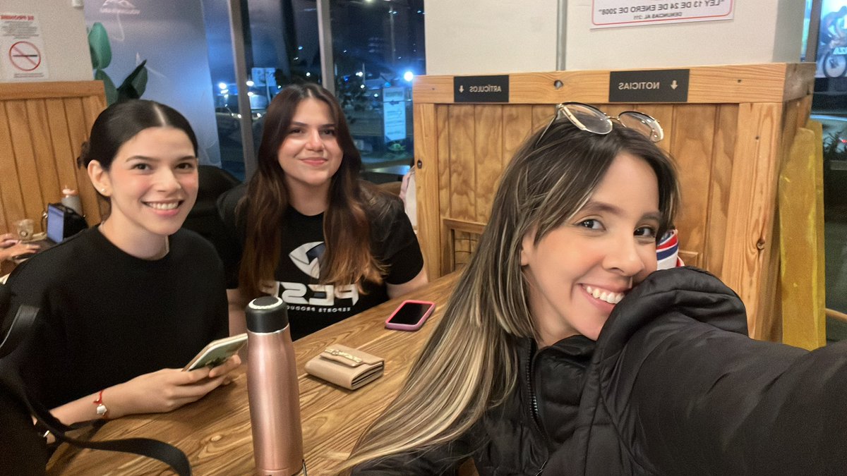 Lissiofficial tweet media