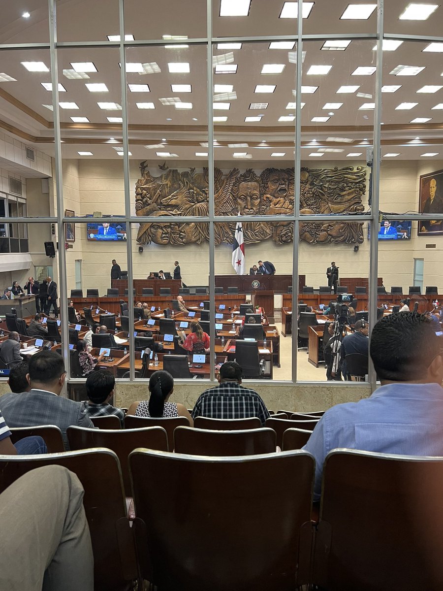 Lissiofficial tweet media