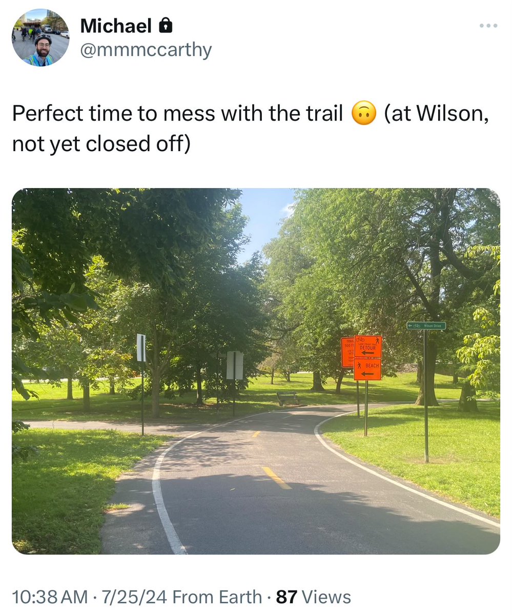 chicagoLFT's tweet photo. #chiLFT detour at Wilson https://t.co/gAbPZKive6