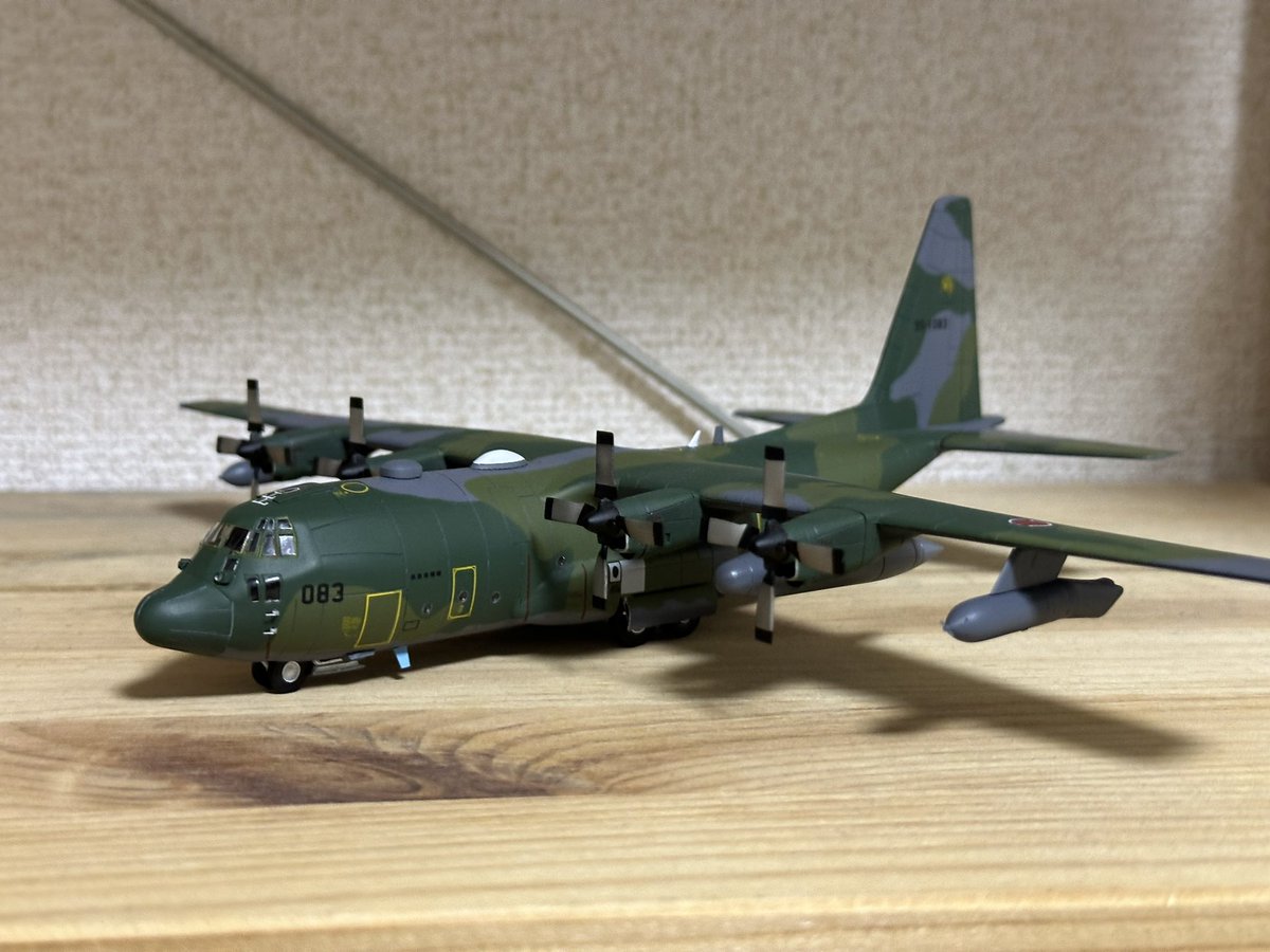 sez510's tweet photo. KC-130H化しました。
なかなか時間が取れずやっと給油ポッドを3Dプリントしました。これにてKC-130Hは終了です。次もハーキュリーズバリエーションで行きたいと思います。ACかMCか…。いずれにしてもパーツ自作は必須です！
#144スケモ https://t.co/XFzrAJoApU