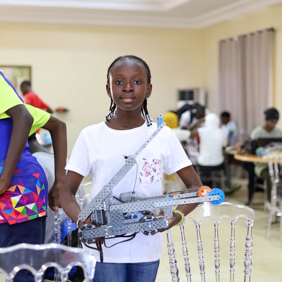 ROBOTSMALI1's tweet image. Faites profiter à vos enfants cette aventure éducative où ils apprendront tout en s’amusant ! 

Lien d&apos;inscription : app.robotsmali.org/inscriptions/c… 

INFOLINE : +223 73 65 55 01 

#RobotsMali #Éducation