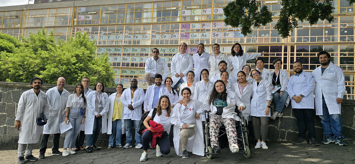 Yami_Loher's tweet photo. Yesterday was an intense day of theoretical and practical sessions, but there was always an opportunity to take a photo in front of the famous periodic table at the Chemistry Faculty of UNAM. @UNUBIOLAC @WishartLab @UNAM_MX #Chemistry #UNAM #PeriodicTable #LearningExperience https://t.co/XGV8CwIImE