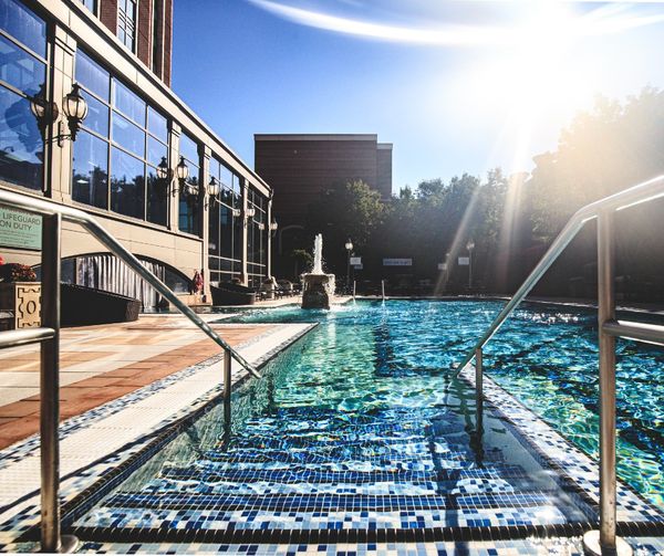 AmeristarSC's tweet image. Step into summer vibes. 🌞

#pool #resortpool #summer #poolseason #spf #summer #swimming #tanning #sun #summervacation #vacay