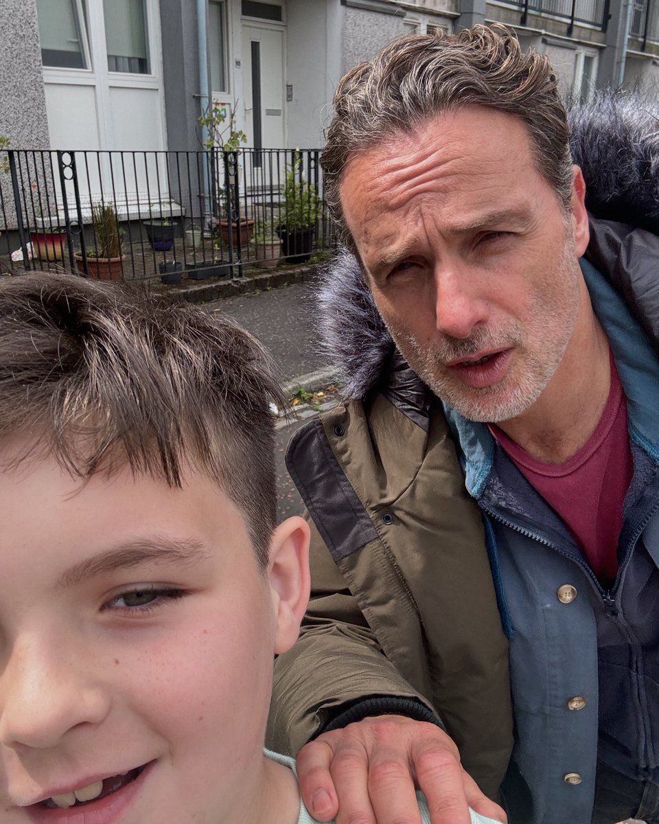 TWD’s The Ones Who Live (@towl_amc) on Twitter photo Andy today with a young fan during filming of his new series, Cold Water.
📸: <a href="/shez185/">shelley kealey</a> Andy today with a young fan during filming of his new series, Cold Water.
📸: <a href="/shez185/">shelley kealey</a>