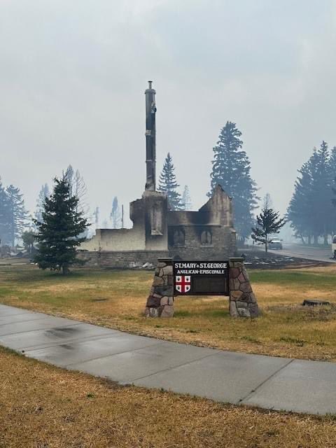 nuttyskadork's tweet photo. This is devastating

This church is across the street from the hospital in Jasper. It’s smack dab in the middle of the town :( https://t.co/5CeJLOwxDt
