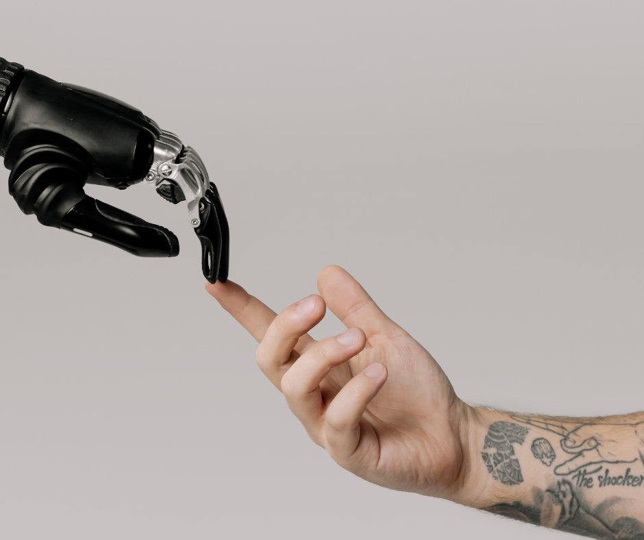 OriginalTamara's tweet photo. I submit that people, across all industries, that leverage #AI &amp; #technology will win moving forward, while those that fight it will lose. Quick article about how you can thrive in an AI-driven #workplace (with action steps)#humanskills https://t.co/Mss8VhxnQw https://t.co/qmvyZDhyiK