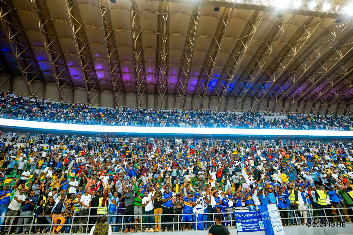 Samishimwe's tweet photo. Ese #Abarayons bakuzuza Stade Amahoro?

Ni mu minsi 9 gusa hakaba ibirori bya @rayon_sports bizwi nka #RayonSportsDay24 cyangwa 
#UMUNSIWIGIKUNDIRO24.

Kuri uyu munsi tariki 03/08 izakina @azamfc ndetse inamurike avakinnyi izifashisha mu mwaka w'imikino 2024/2025. https://t.co/qQZq35jD7j