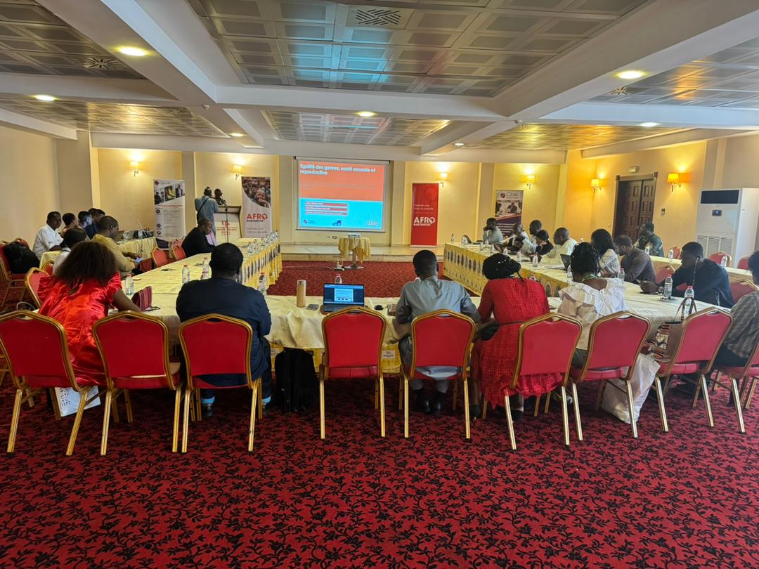 CIBLE_ETUDES's tweet photo. Présentation des résultats de l'enquête
@afrobarometer
Round 10 au Cameroun en cours.
 Thème : Égalité des genres, santé sexuelle et reproductive. Lien:https://t.co/qaDMz1cSmB… 
#VoicesAfrica #EgaliteDesGenres https://t.co/6cD3q2B5wx