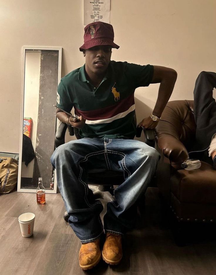 problemochile's tweet image. Yachty said niggas from the bronx cant dress its ppl in soho who dress the best in ny 😭😭😭

Meanwhile he dressed like a 07 bx nigga