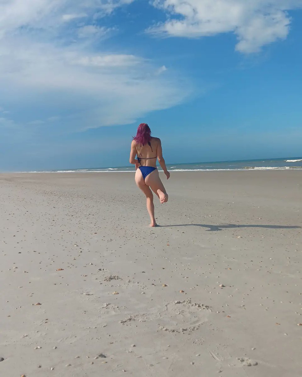 ChrissyLea42157's tweet photo. Go sub to my o ly fans babessss and hmu for my uncensored photooo https://t.co/MHqMgpzsUO
