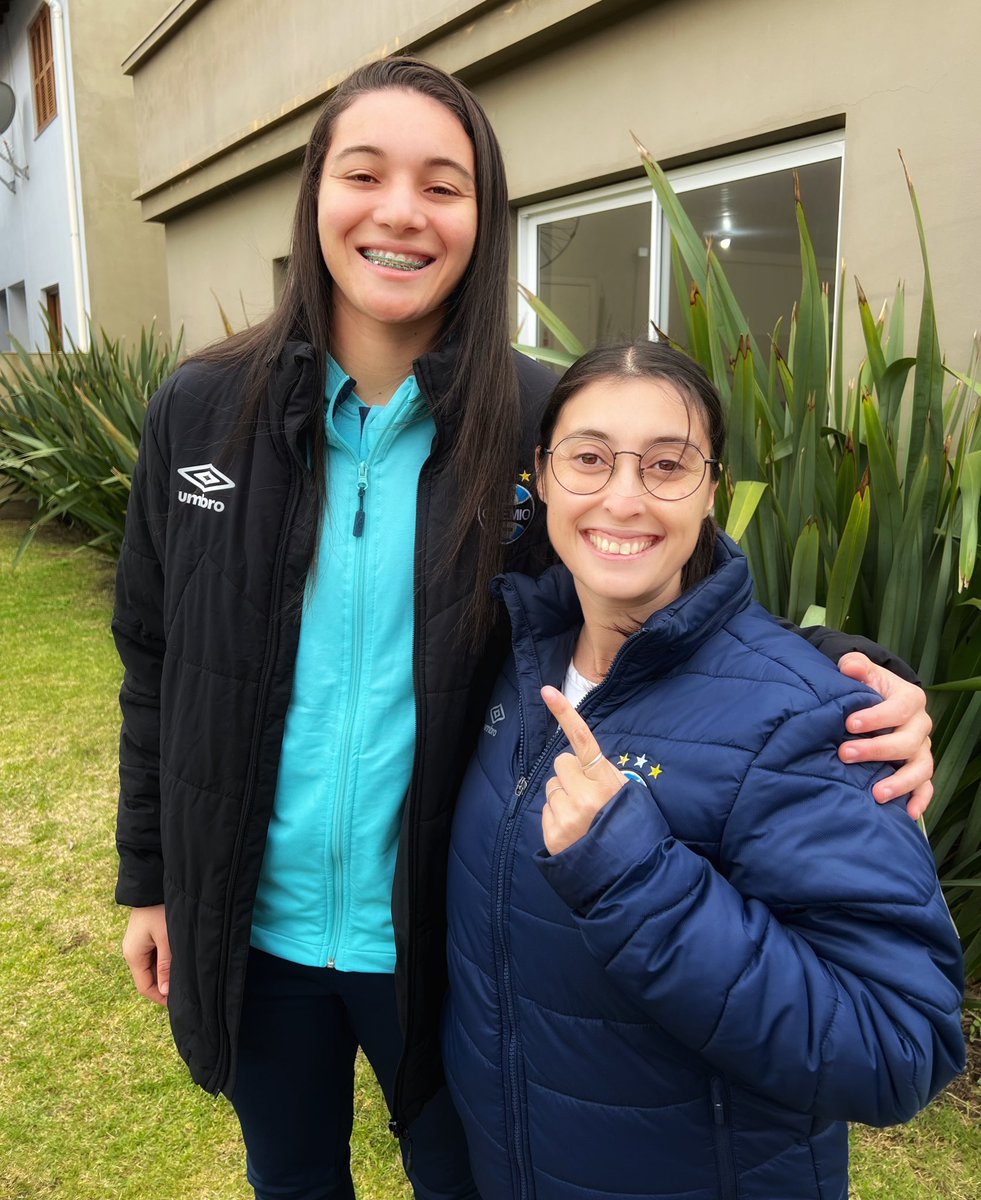 carolinemotta's tweet photo. Hoje, começa mais um grande desafio para esta grande atleta. Estamos contigo, Lorena!

É o @Gremio e as @GuriasGremistas nos @JogosOlimpicos ! 🇪🇪🇧🇷

#OlimpíadasParis24 https://t.co/C6WEMxGh7T