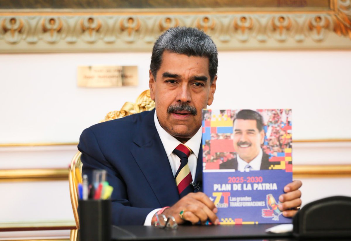minecofinanzas's tweet photo. #EnFotos || El Pdte. @NicolasMaduro se dirigió al país para dar un importante mensaje sobre las Siete Transformaciones (7T), basadas en la Modernización de la Economía, Independencia Plena, Paz, Seguridad e Integridad Territorial, Social, Política, Ecología y Geopolítica.

#25Jul https://t.co/nTUSRVVZdL