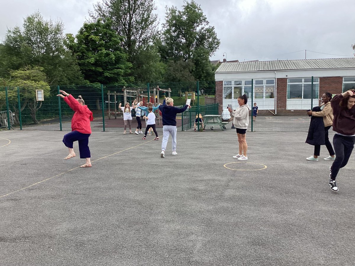 NextGenSportsA's tweet photo. @AllsaintsRCP An Amazing Session Yesterday Very Unique Got To Share are PE Session With Children, Staff And Parents So Much Energy and Fun 👍💯💪🔥👏👍💯💪🔥👏 Hopefully See you Guys Again In The Future @ALSportDev @Aneurinleisure @CHALSportDev @sportwales https://t.co/whangvLdyG