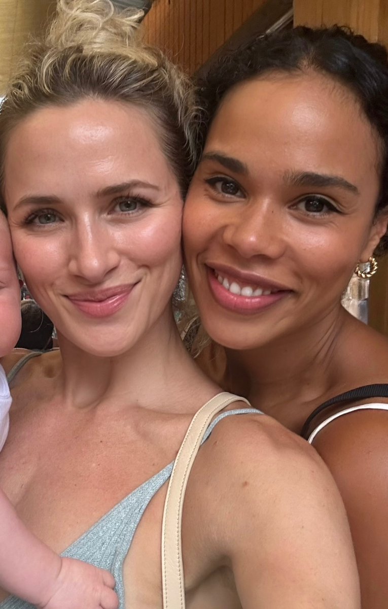 Happy happy bday to this amazing, beautiful Queen❤️