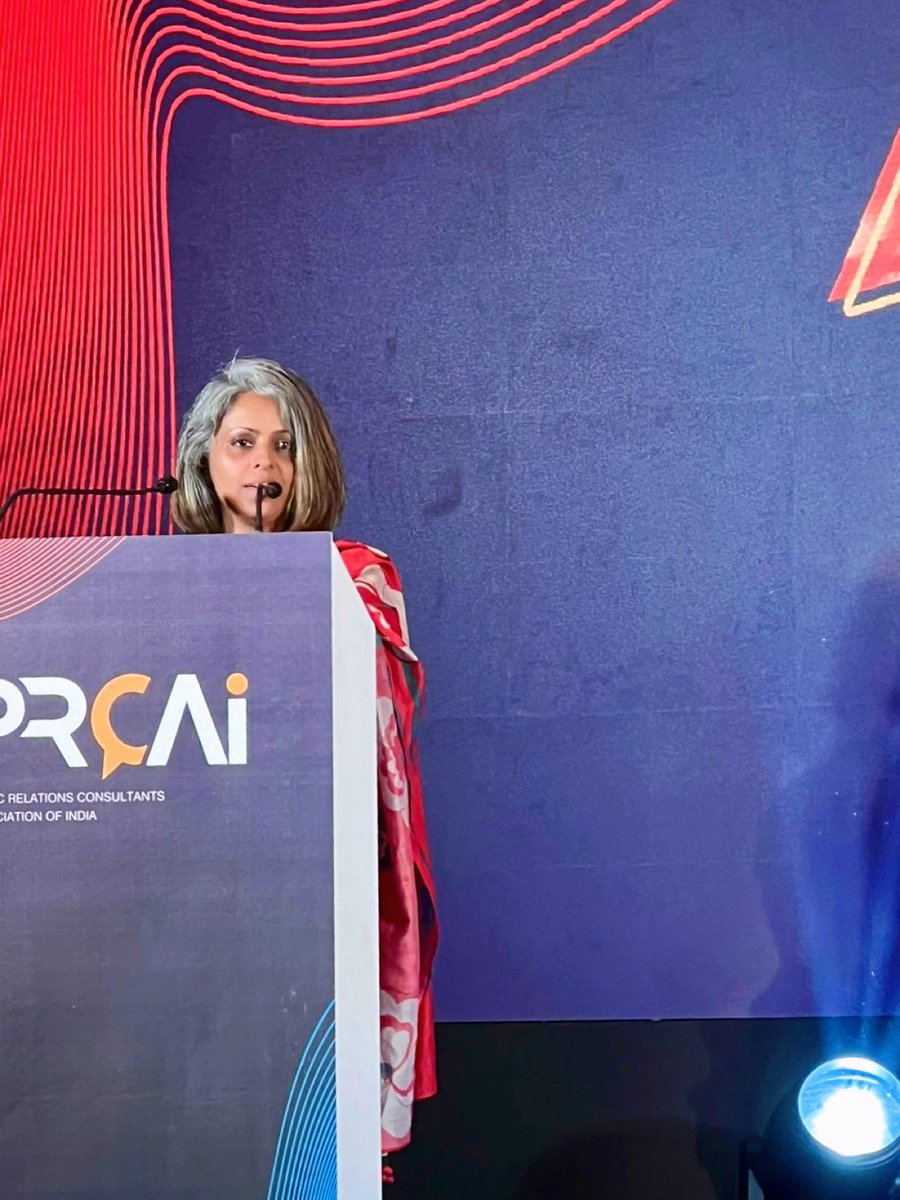 avianWE's tweet photo. We are elated and proud to see our Managing Director, @nehamehro awarding the winners of #AIPRodigy Challenge at #SabreAwards today. Excited to see the future of PR evolve with the next generation of young professionals! 

@PRCAIndia @chase_india @avianWE https://t.co/CSQZVuP1TD