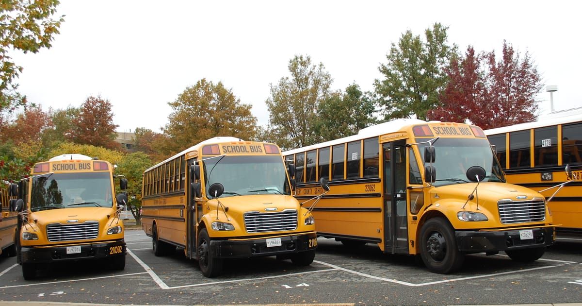 rachellsarnoff's tweet photo. Ride the bus, ride the bus with us! (Who can geolocate that song...?) https://t.co/kArvjBwpSD

#Sustainability #Climate #ClimateJustice #Renewables #RenewableEnergy #KeepItInTheGround #CleanEnergy #Motivation #MommyGreenest https://t.co/hUYK664awV