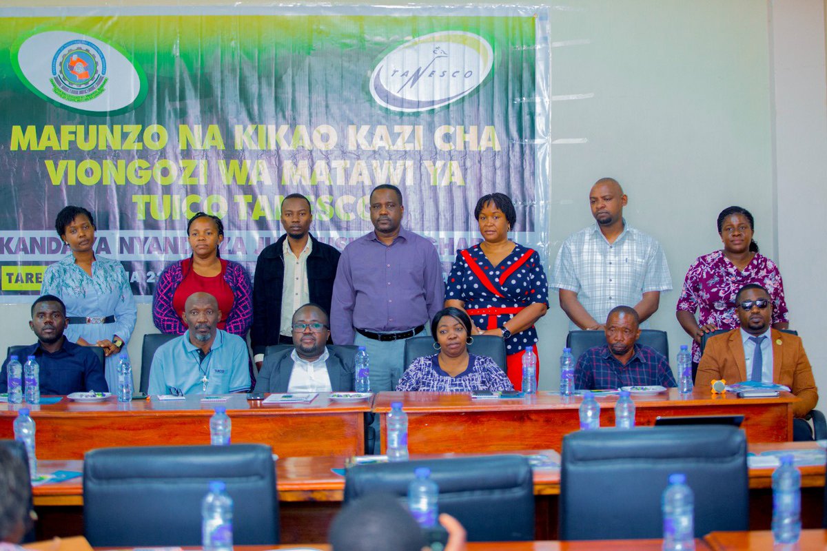 TuicoUnion's tweet photo. Baadhi ya picha za pamoja za kikao kazi cha TUICO TANESCO Kanda ya Nyanda za Juu Kusini Magharibi ambacho kinafanyika Wilayani Chunya, Mkoani Mbeya. Kikao hicho kilianza tarehe 22/07/2024 na kinatarajia kuisha tarehe 24/07/2024. https://t.co/yxchBzeqrH