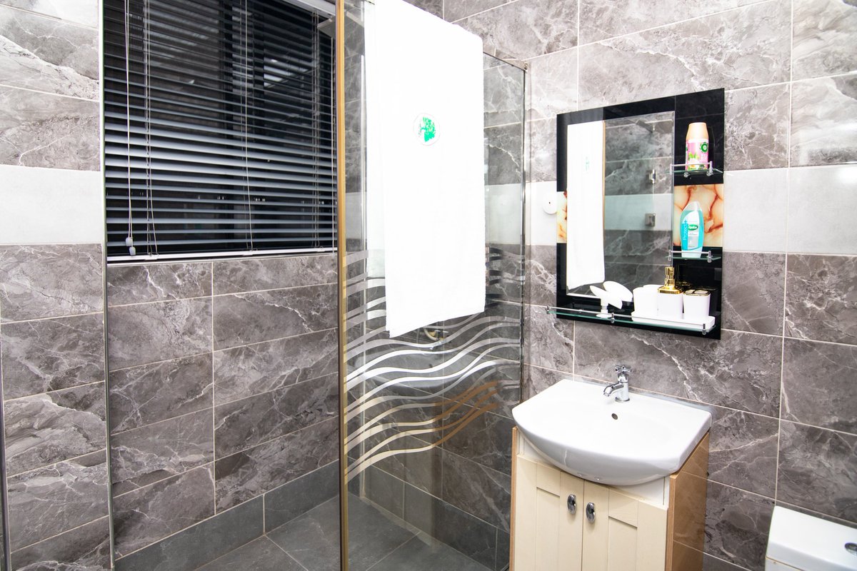 ENG-MANN tweet media