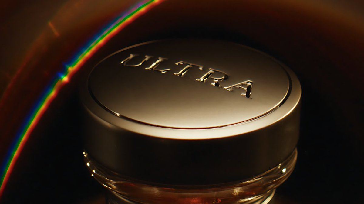 Murray_McDavid's tweet photo. Whilst the busy world outside has rushed by, the precious spirit inside these casks has slowly & silently developed remarkable depth and beautiful flavours, that go far & beyond ๐ฅ
๐ฅ https://t.co/7GjRIk3Yjx
#MurrayMcDavid #Ultra #MMDUltra #ArtofMaturation #InspiredScotchWhisky https://t.co/X9Jea4Dxm5