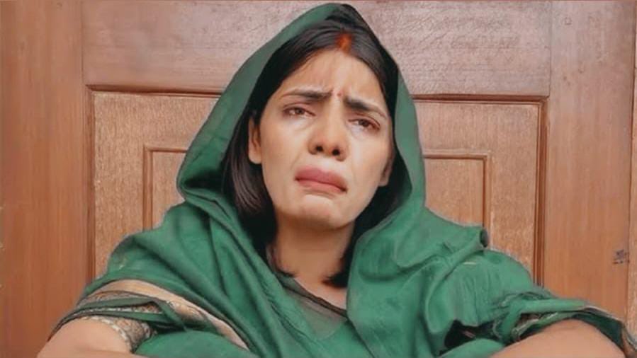 <a href="/nehafolksinger/">Neha Singh Rathore</a> होस्टल वाली से दो कोड़ी की नचनिया हो गई देखते देखते 

बंगाल में काबा  – संदेश खाली बा |

हरियाणा में काबा – मेवात दंगा बा |

कर्नाटक में काबा – नेहा लव जिहाद कांड बा |

कश्मीर में काबा – मुगलों का खूब आतंकवाद बा |

बदायूं में काबा – उस्तरा से हिंदू बच्चों की हत्या बा |

बरेली में