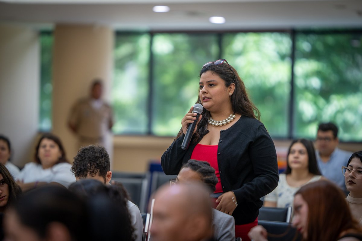 Además, se mostró la iniciativa audiovisual "Afrodiaspora Cuisine Ruta Gastronómica", que busca promover los territorios por medio de la gastronomía afrocolombiana.
<a href="/ReyguerreroPG/">Rey Guerrero</a>
<a href="/IgorCorreaC/">Igor Correa Caicedo</a> 
<a href="/CancilleriaCol/">Cancillería Colombia</a>