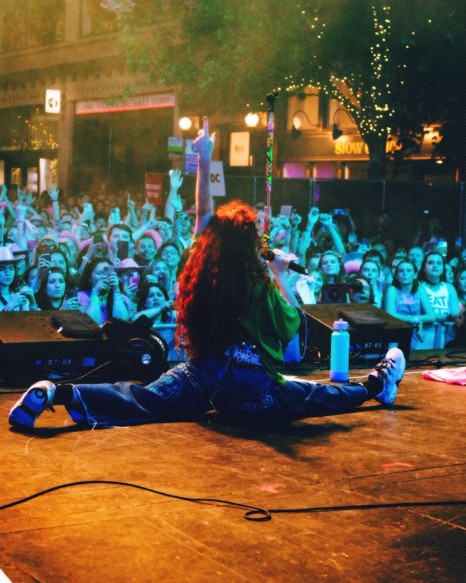 ChappellRoan's tweet image. Sk8er boi in Seattle