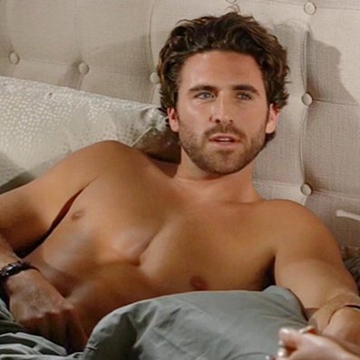 mollswalls50's tweet photo. Why the heck does Summer bother with Kyle when she has the most handsome man in Genoa City? WHY #YR https://t.co/KEHgKrgtA0
