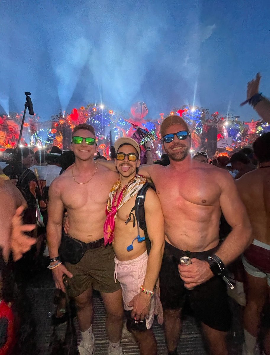 CornfedChi's tweet photo. All those in favor of @jacknastee and I returning for weekend 2, say I https://t.co/HHbC6RElHD