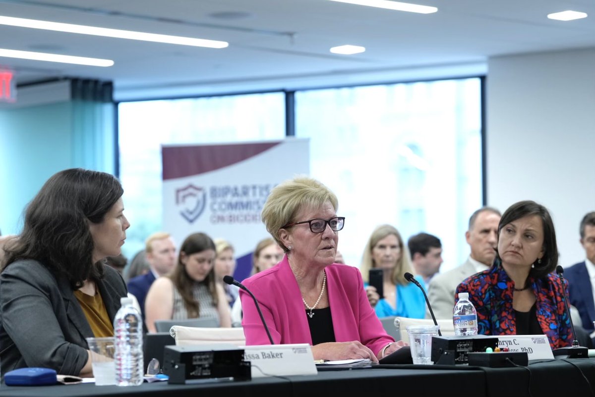 “With no commercial solution available for purchase, we decided to develop a solution for improving IAQ. After 2 studies with over 8000 patients, we found a significant reduction in pathogen transmission” - Dr. Katy Worrilow, <a href="/LifeAire/">LifeAire Systems</a> #IAQforBiodefense 

biodefensecommission.org/events/masters…