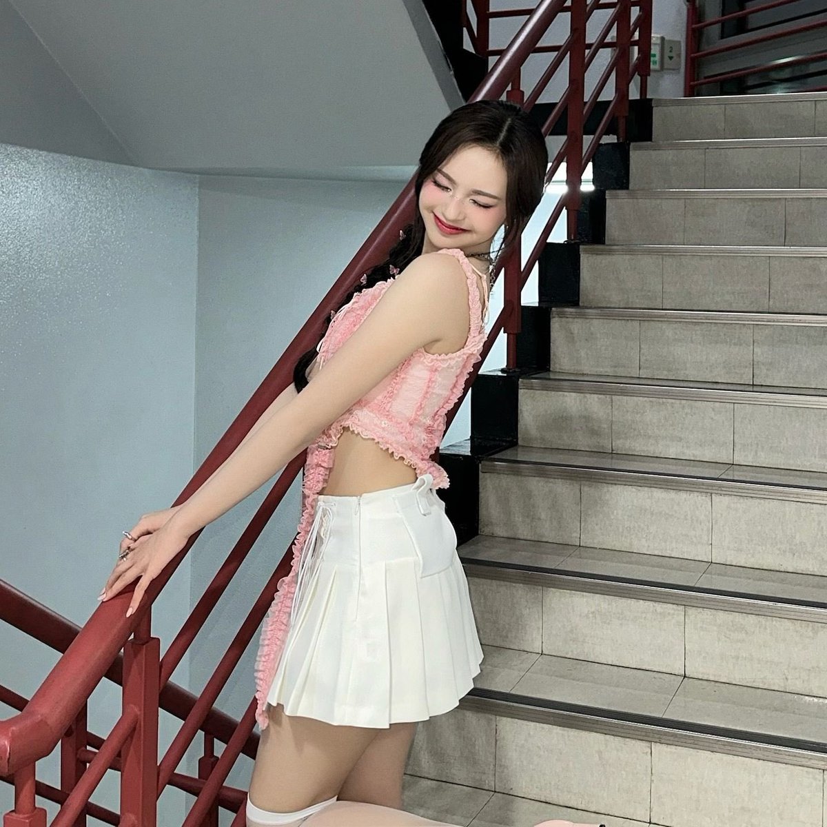 🚨 | RECRUTAMENTO ABERTO:

A CHBR está com 3 vagas abertas para CDC's. Se você é uma pessoa dedicada, tem tempo disponível e quer ajudar a fanbase, faça parte da equipe.

⬇️ Preencha o formulário abaixo:

#치키타 #CHIQUITA #BABYMONSTER #베이비몬스터 <a href="/YGBABYMONSTER_/">BABYMONSTER</a>