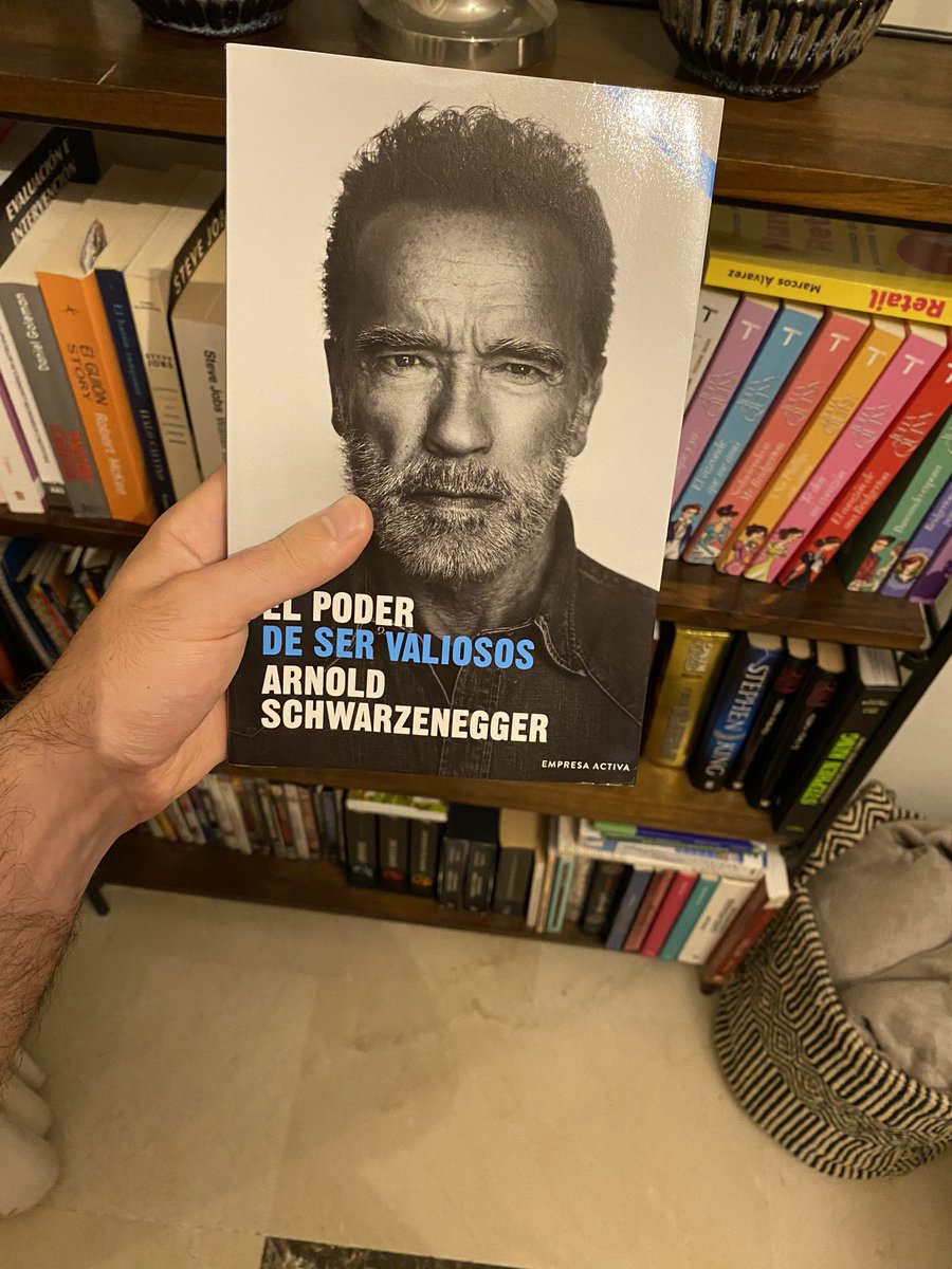 MPWriter21's tweet photo. @Schwarzenegger A spectacular book by a sensational person, I have to congratulate you. Thank you for your teachings.

Greetings from Spain.

Hasta la vista, baby👌🫡 https://t.co/SPNJAox72p
