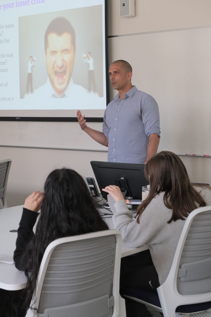 That's a wrap on our Multimedia Storytelling Institute! So grateful for all the awesome students, staff, speakers and volunteers that helped make this happen. 
📸Sai Kallur/ThreeSixty Journalism