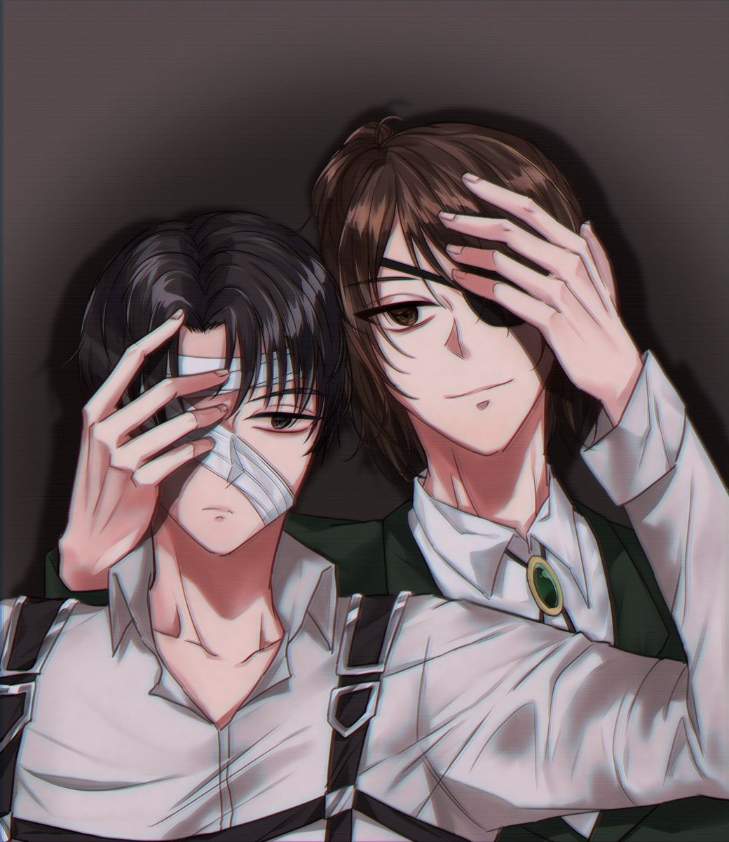 진격거 립한
둘이 서로 반대 눈을 잃어버렸다는 게 좋음. 서로의 눈이 되어주는 것 같아서..
#levihan