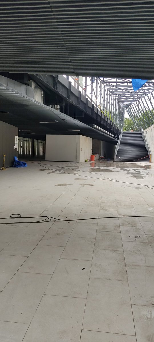 Fernandoanet's tweet photo. Working!!

 Museo nacional de energía y tecnología #Munet 

#Hermes https://t.co/N1PZOBNXKU