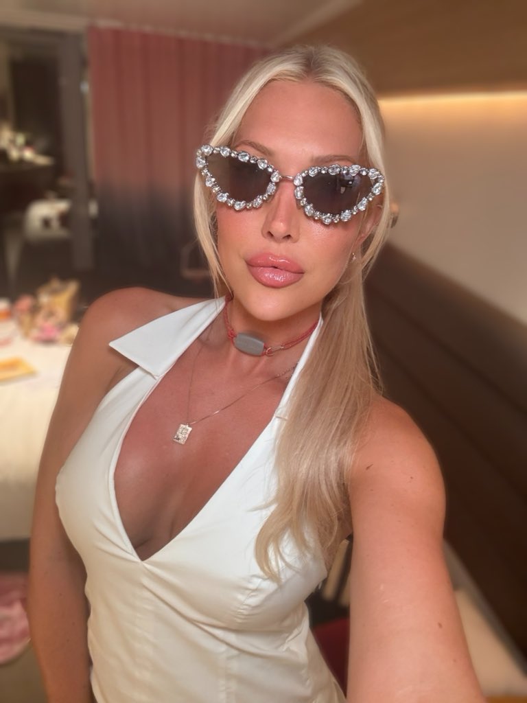 Lexi Lowe 🏴 tweet media