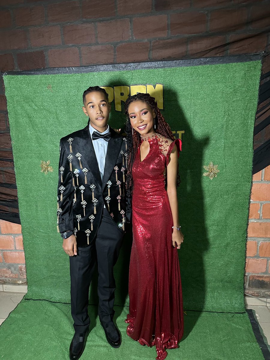 iamadunniade's tweet image. It’s senior prom night! #promking