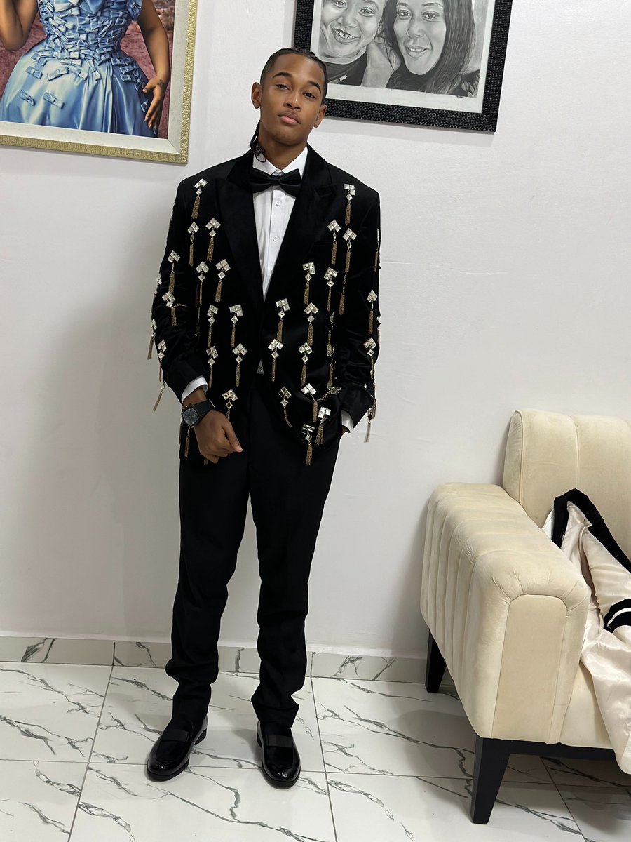 iamadunniade's tweet image. It’s senior prom night! #promking