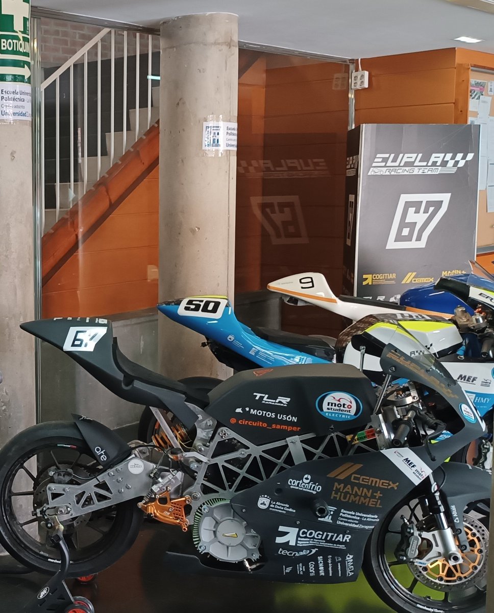 eupla_campus's tweet photo. La #EUPLA participa en el programa Motostudent, que permite a los estudiantes desarrollar su propia moto eléctrica aplicando los conocimientos adquiridos a lo largo del grado.
Si te interesa participar en este tipo de proyectos quizás tengas el #GEN_Eupla
Haz tu matrícula 📝 https://t.co/4FOCozerCC