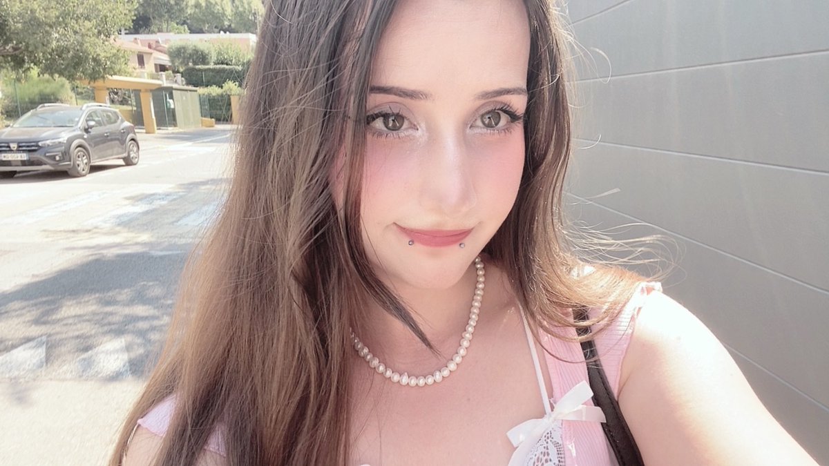 helenatchoum's tweet photo. Nouveau pinned la team en mode kawaii >//< https://t.co/EYfB9fKfJY