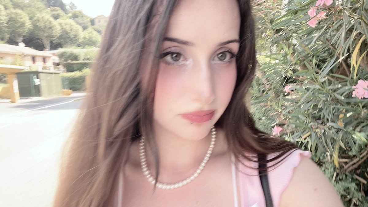 helenatchoum's tweet photo. Nouveau pinned la team en mode kawaii >//< https://t.co/EYfB9fKfJY