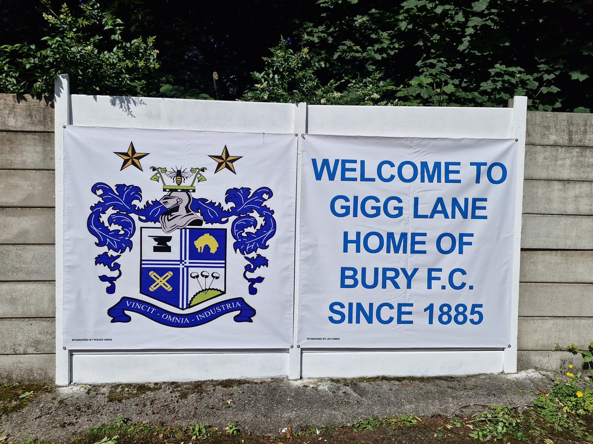 buryfcofficial's tweet photo. ⚪🔵 Legends Wall - Update 

Following over 700 suggestions, we are delighted to confirm the 40 players who will be appearing on it and now it’s your chance to sponsor their poster.

https://t.co/1vzDFUsCfg

#BuryFC #PartOfIt https://t.co/J6pdJ5cipA