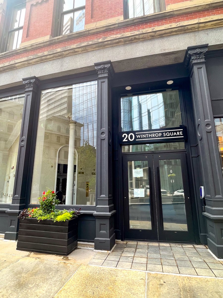 Perry CRE tweet media