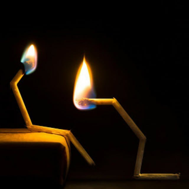 “Giremediğin gönül senin değildir; gönül yalnız gönül vermekle alınır."

*Hz Ali