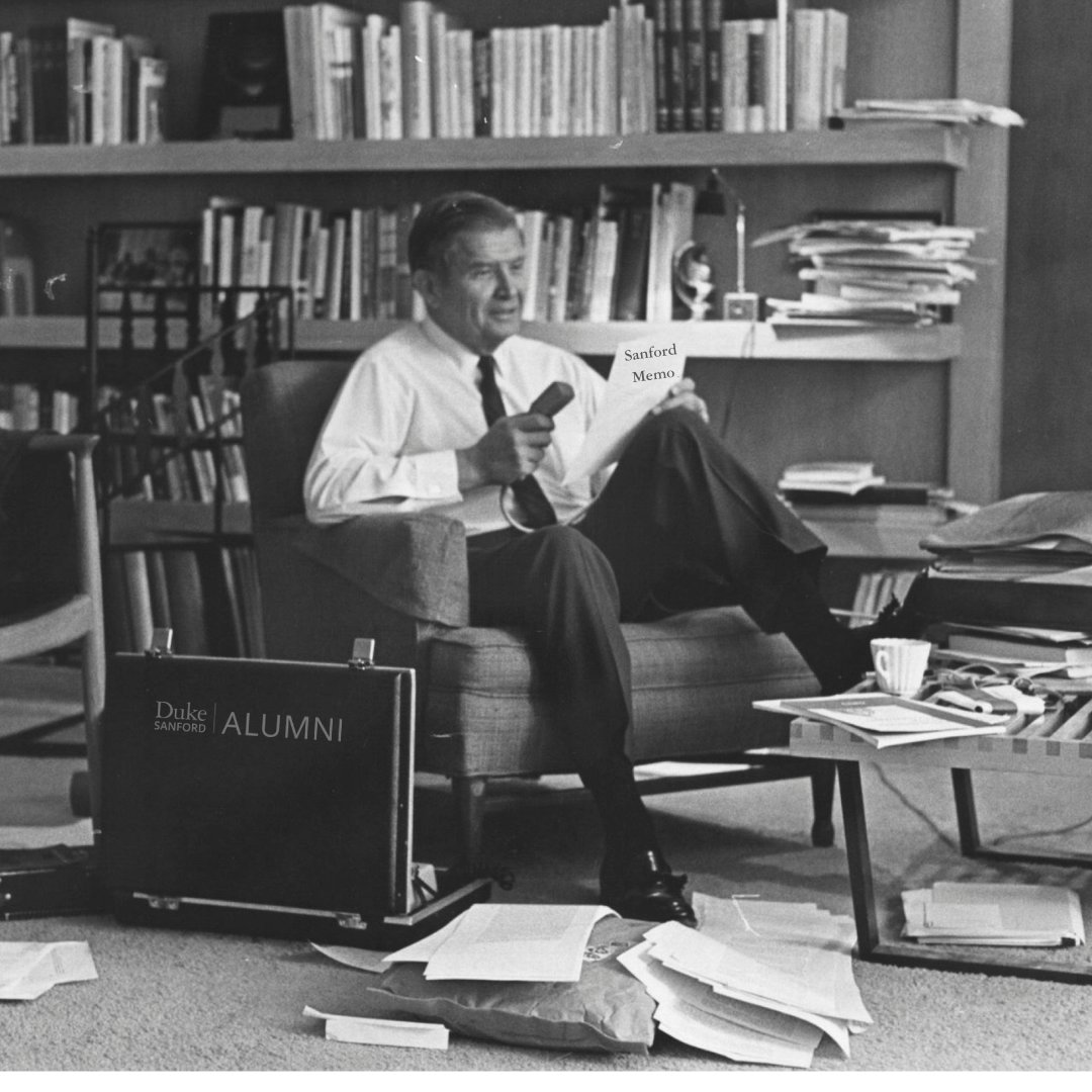 DukeSanford's tweet image. The Sanford Memo, your monthly alumni newsletter, comes back from summer break! We look forward to sharing with you, our #SanfordAlumni, ways you can engage with us in the coming months.
#DukeSanford #AlumniNewsletter #DukeSanfordMemo